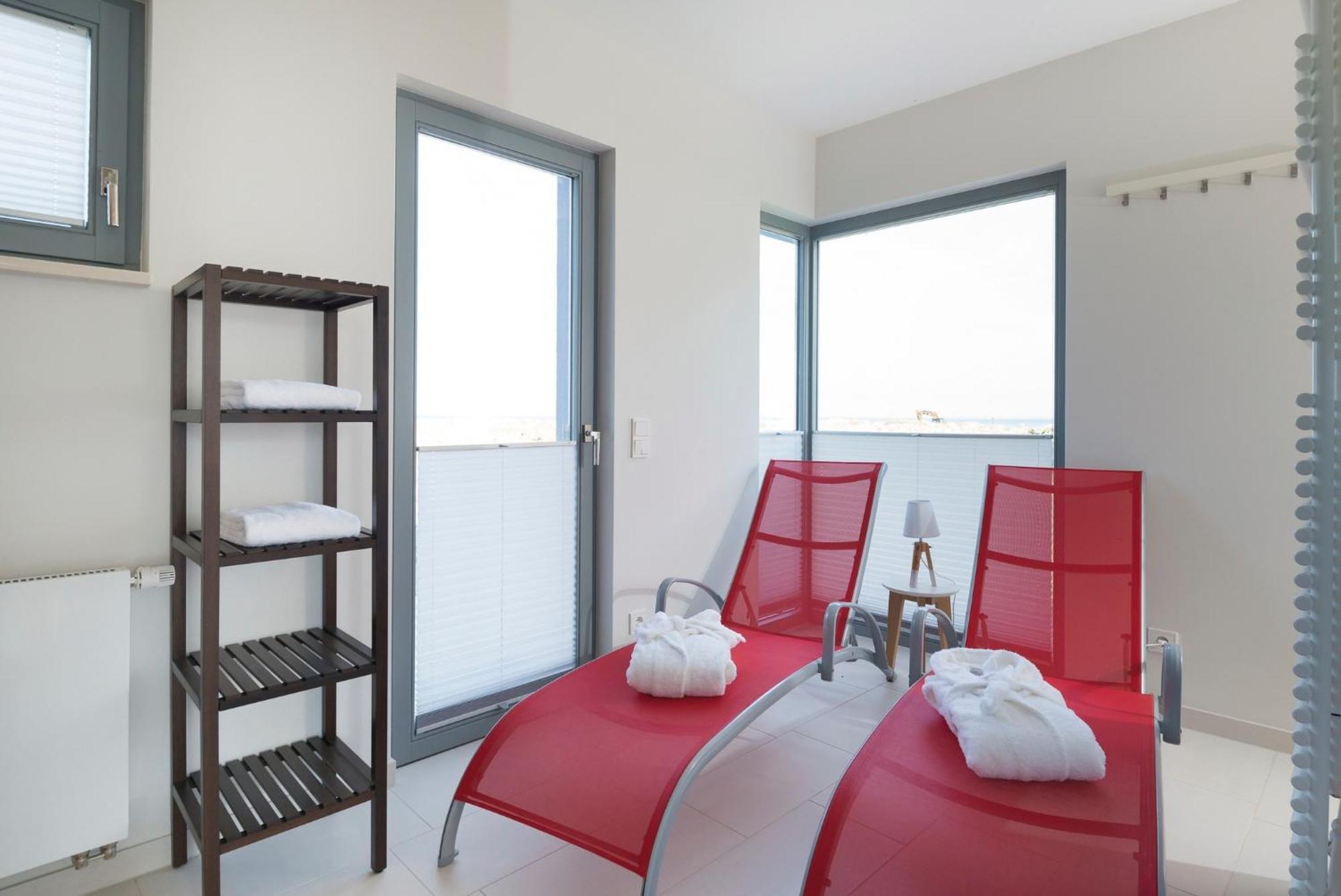 Ostsee - Reetdachhaus Nr 36 "Warder" Im Strand Resort Heiligenhafen Εξωτερικό φωτογραφία
